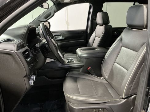 Used 2023 GMC Yukon SLT AWD/4WD image 14