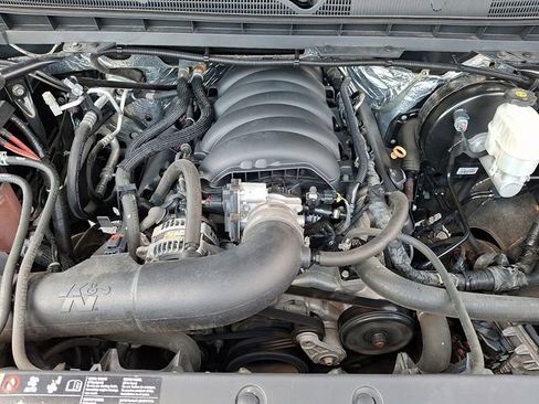 Used 2017 Chevrolet Silverado 1500 LT w/ All Star Edition AWD/4WD image 25