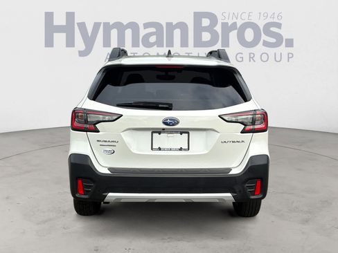 Certified 2021 Subaru Outback Limited AWD/4WD image 4