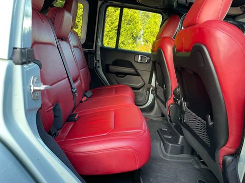 Used 2024 Jeep Wrangler Unlimited Rubicon 392 image 23