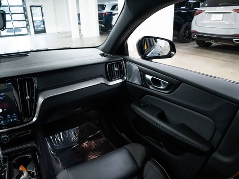 Used 2024 Volvo V60 T8 Polestar AWD/4WD image 11