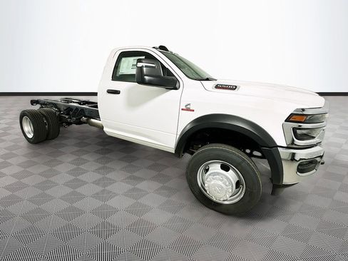 New 2026 RAM 5500 Tradesman AWD/4WD image 6