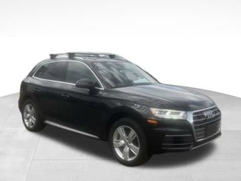 Used 2019 Audi Q5 2.0T Premium Plus w/ Premium Plus Package AWD/4WD image 7