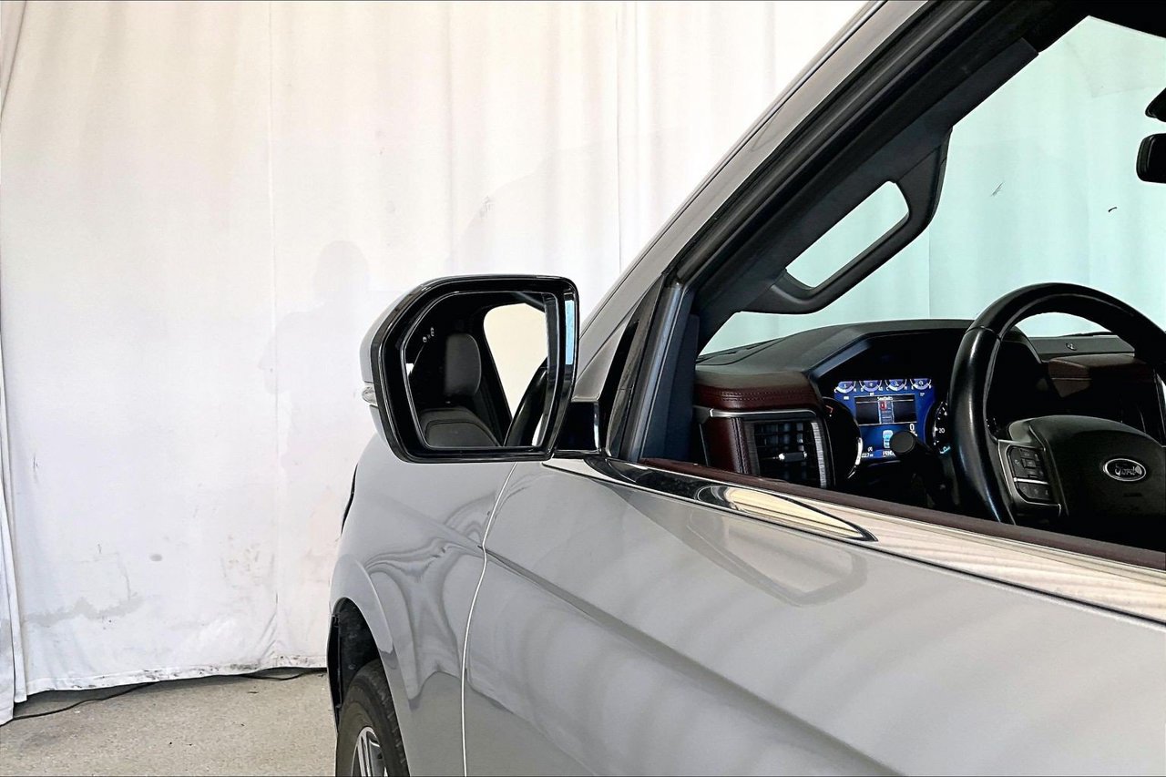 Used 2023 Ford Expedition Max Limited AWD/4WD image 10