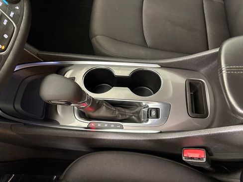 Used 2025 Chevrolet Malibu LT FWD image 32