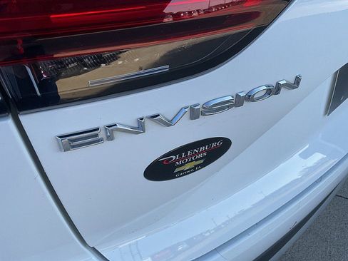 Used 2021 Buick Envision Essence image 9