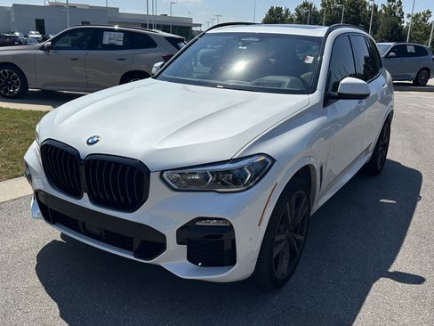 Used 2021 BMW X5 M50i w/ Executive Package AWD/4WD image 5