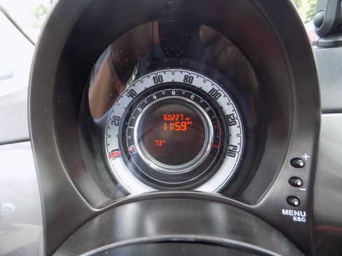 Used 2012 FIAT 500 Lounge FWD image 18