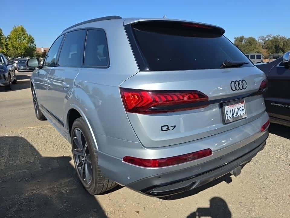 Used 2023 Audi Q7 3.0T Premium Plus w/ Premium Plus Package AWD/4WD image 5