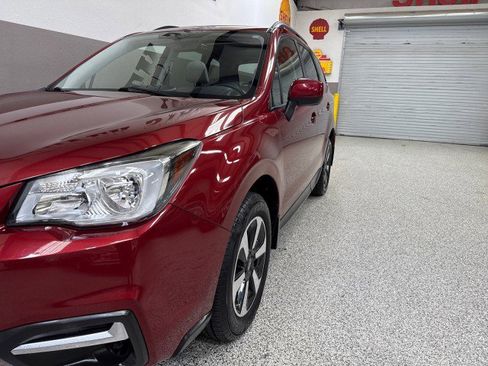 Used 2017 Subaru Forester 2.5i Premium w/ All-Weather Package image 10