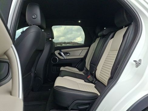 Used 2023 Land Rover Discovery Sport S R-Dynamic image 10