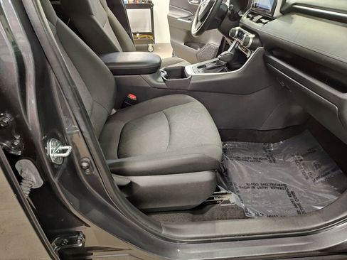 Used 2024 Toyota RAV4 XLE image 31