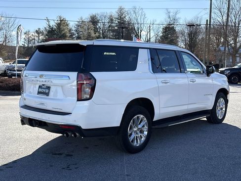Certified 2022 Chevrolet Suburban Premier image 10