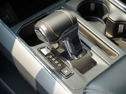 Used 2021 Ford F150 Lariat image 26