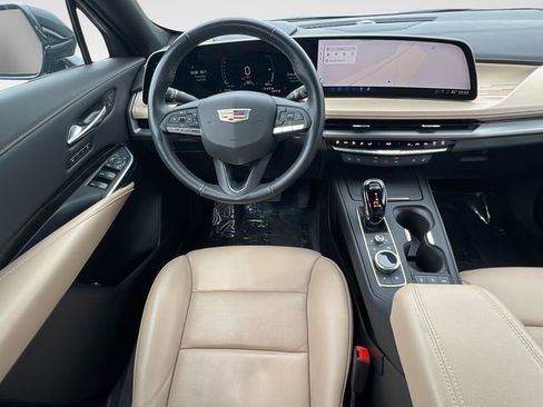 Used 2024 Cadillac XT4 Premium Luxury w/ Technology Package AWD/4WD image 11