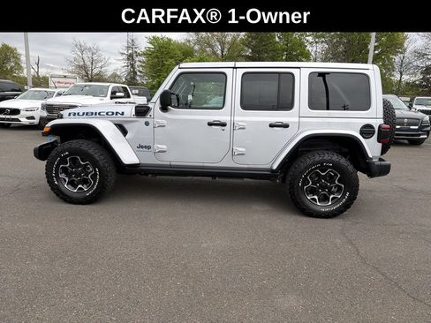 Used 2023 Jeep Wrangler Unlimited Rubicon 4xe w/ Cold Weather Group AWD/4WD image 2