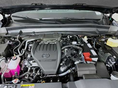New 2026 Toyota Grand Highlander AWD image 32