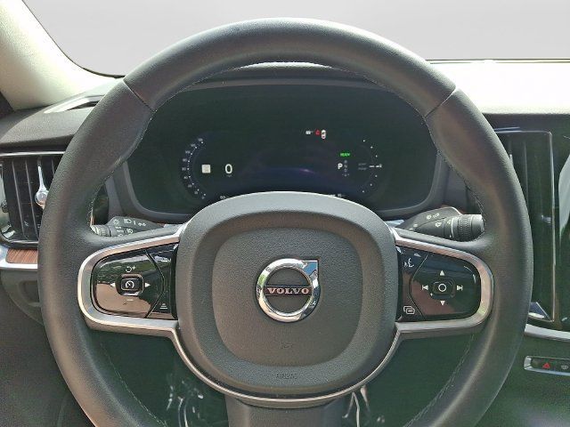 Used 2023 Volvo S60 T8 Plus AWD/4WD image 19