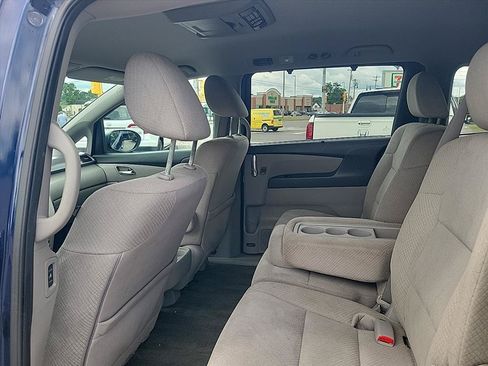 Used 2016 Honda Odyssey SE image 15