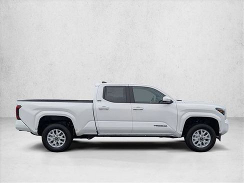 New 2026 Toyota Tacoma SR5 AWD/4WD image 4