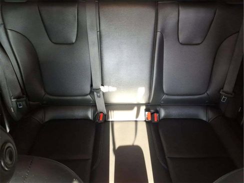 Used 2025 Buick Encore GX Sport Touring image 17