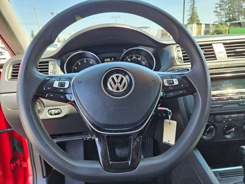 Used 2015 Volkswagen Jetta S w/ Welcome Package FWD image 17
