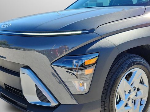 New 2026 Hyundai Kona SE FWD image 6