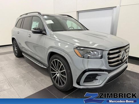 New 2026 Mercedes-Benz GLS 580 4MATIC image 1