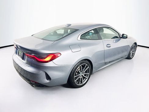 Used 2025 BMW 430i Coupe w/ Premium Package image 9