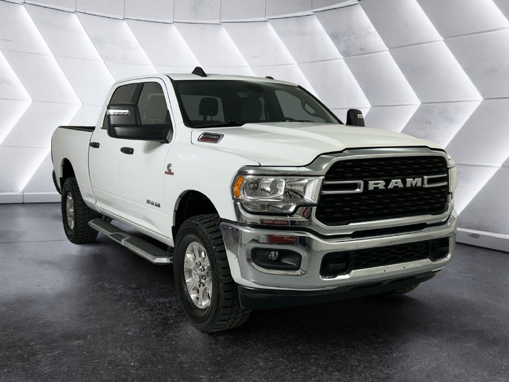 Used 2024 RAM 2500 Big Horn AWD/4WD image 1