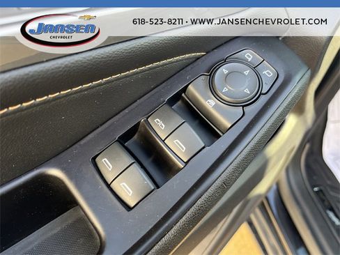 Used 2019 Chevrolet Traverse LT image 22