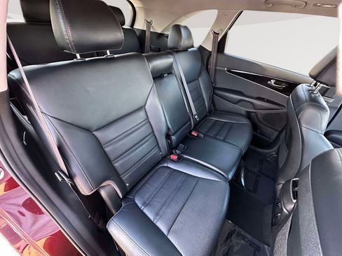 Used 2020 Kia Sorento EX image 30