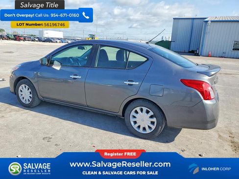 Used 2019 Nissan Versa SV FWD image 3