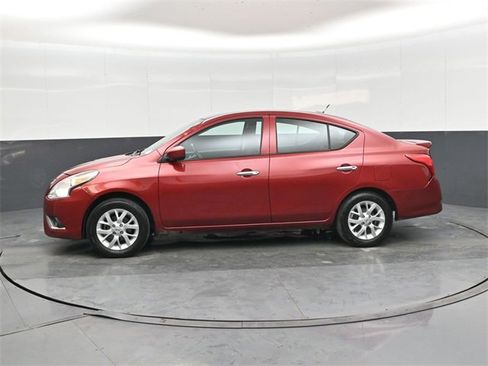 Used 2018 Nissan Versa SV w/ SV Special Edition Package image 7