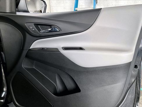 Used 2020 Chevrolet Equinox LT image 23