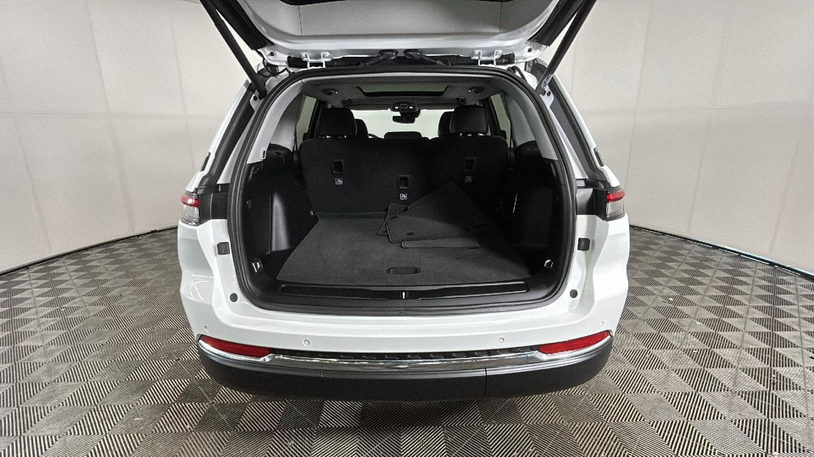 Used 2023 Jeep Grand Cherokee 4WD 4xe image 33