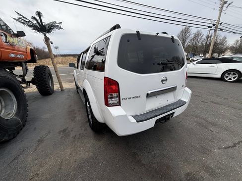 Used 2006 Nissan Pathfinder LE image 6