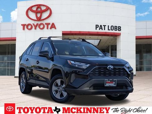 Used 2023 Toyota RAV4 XLE w/ Convenience Package AWD/4WD image 1
