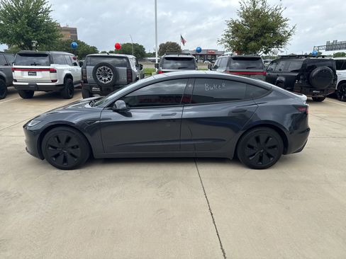 Used 2025 Tesla Model 3 Long Range image 3