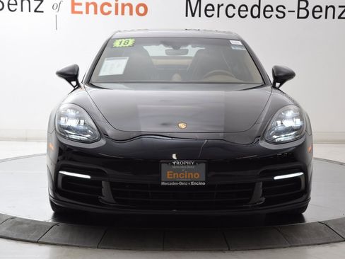 Used 2018 Porsche Panamera 4 image 9