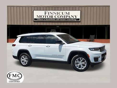 Used 2023 Jeep Grand Cherokee L Limited AWD/4WD image 1