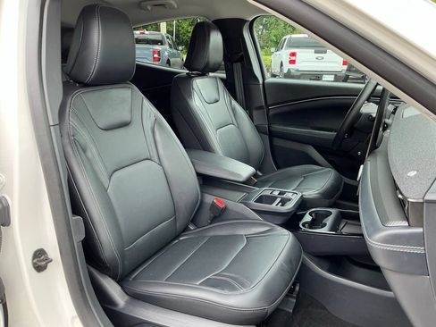 Certified 2025 Ford Mustang Mach-E Premium RWD image 26