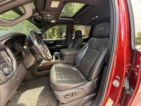 Used 2021 Chevrolet Silverado 1500 High Country w/ Technology Package AWD/4WD image 11