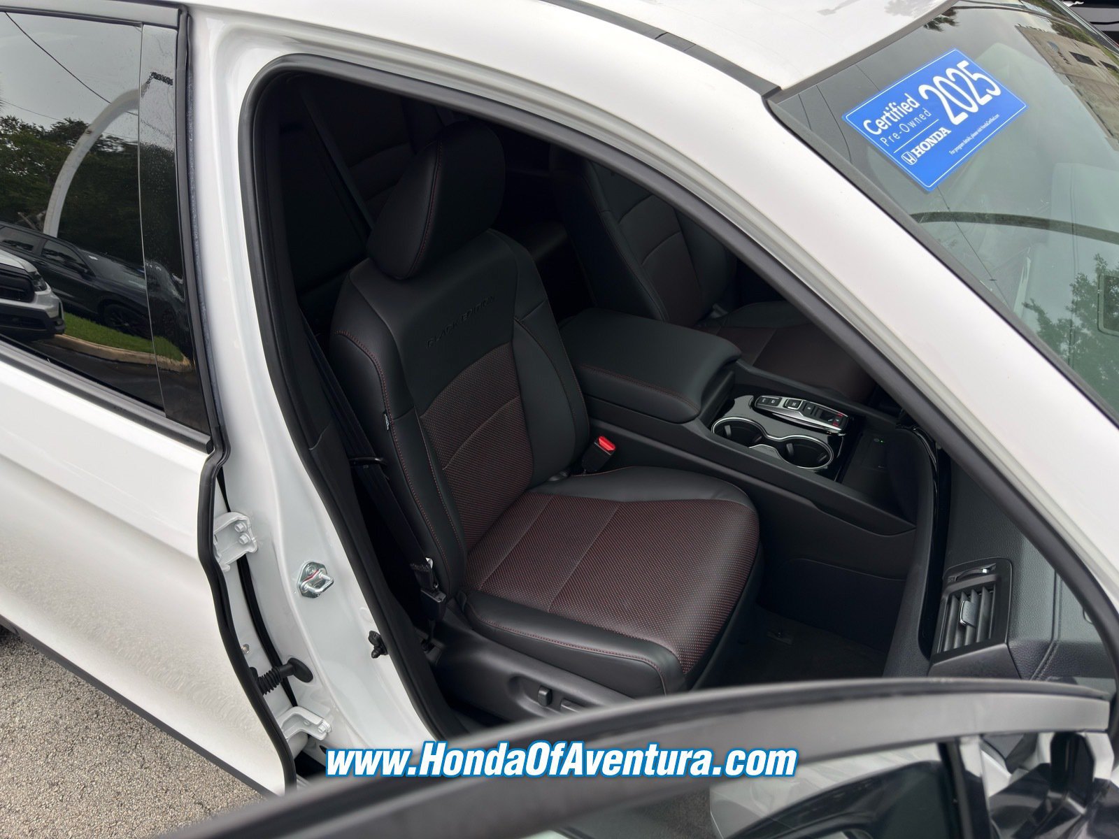 Certified 2025 Honda Ridgeline Black Edition image 8
