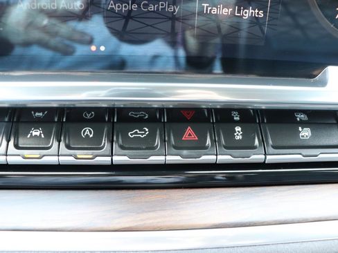 Used 2025 GMC Sierra 1500 SLT image 35