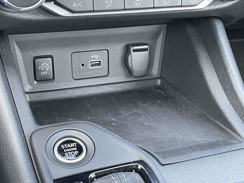 Used 2025 Nissan Sentra S FWD image 19