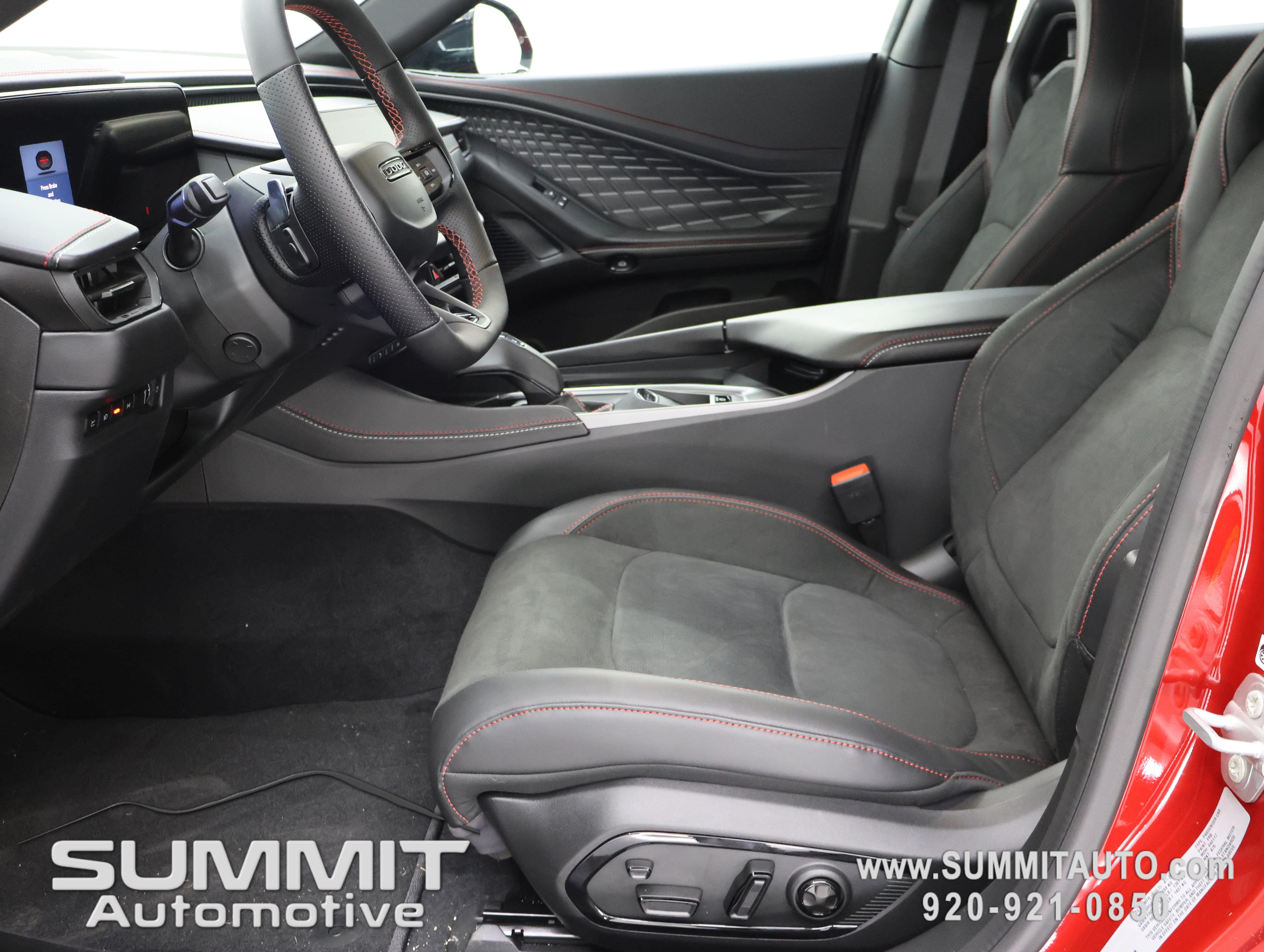 New 2026 Dodge Charger R/T AWD/4WD image 8