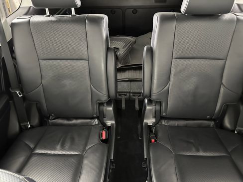 Used 2017 Lexus GX 460 Luxury image 13