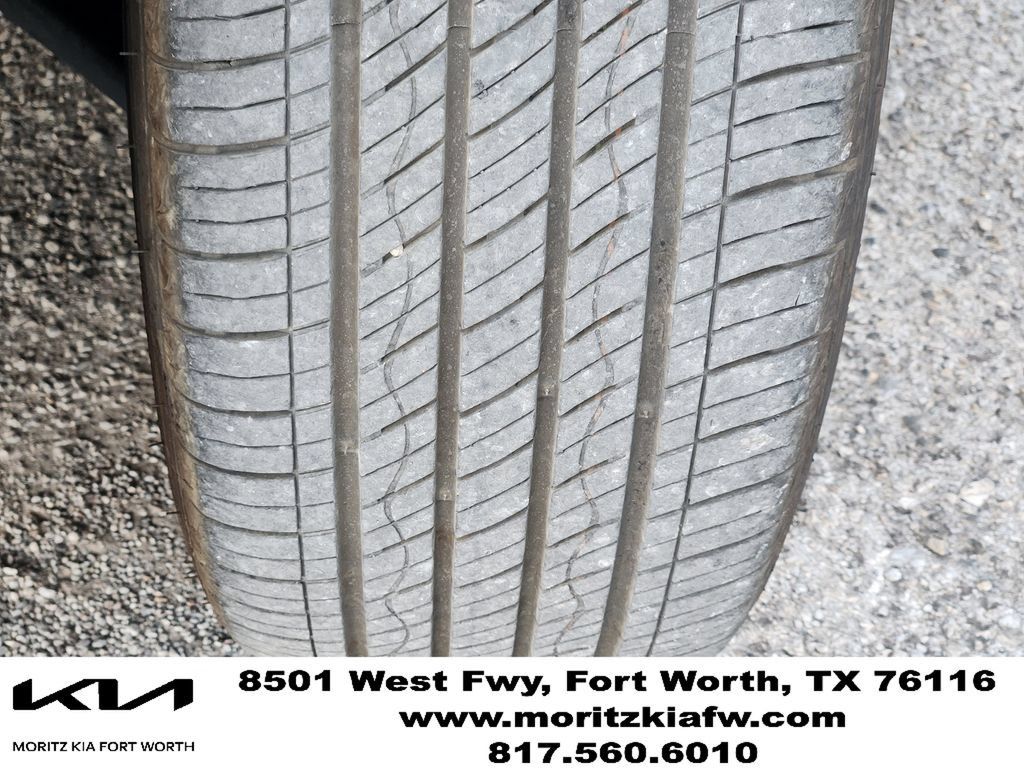 Certified 2025 Kia Sorento S AWD/4WD image 23