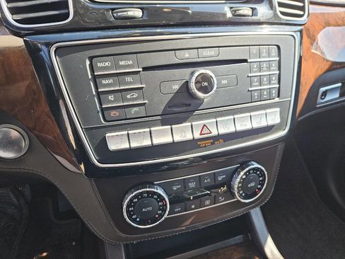 Used 2019 Mercedes-Benz GLS 450 4MATIC image 24